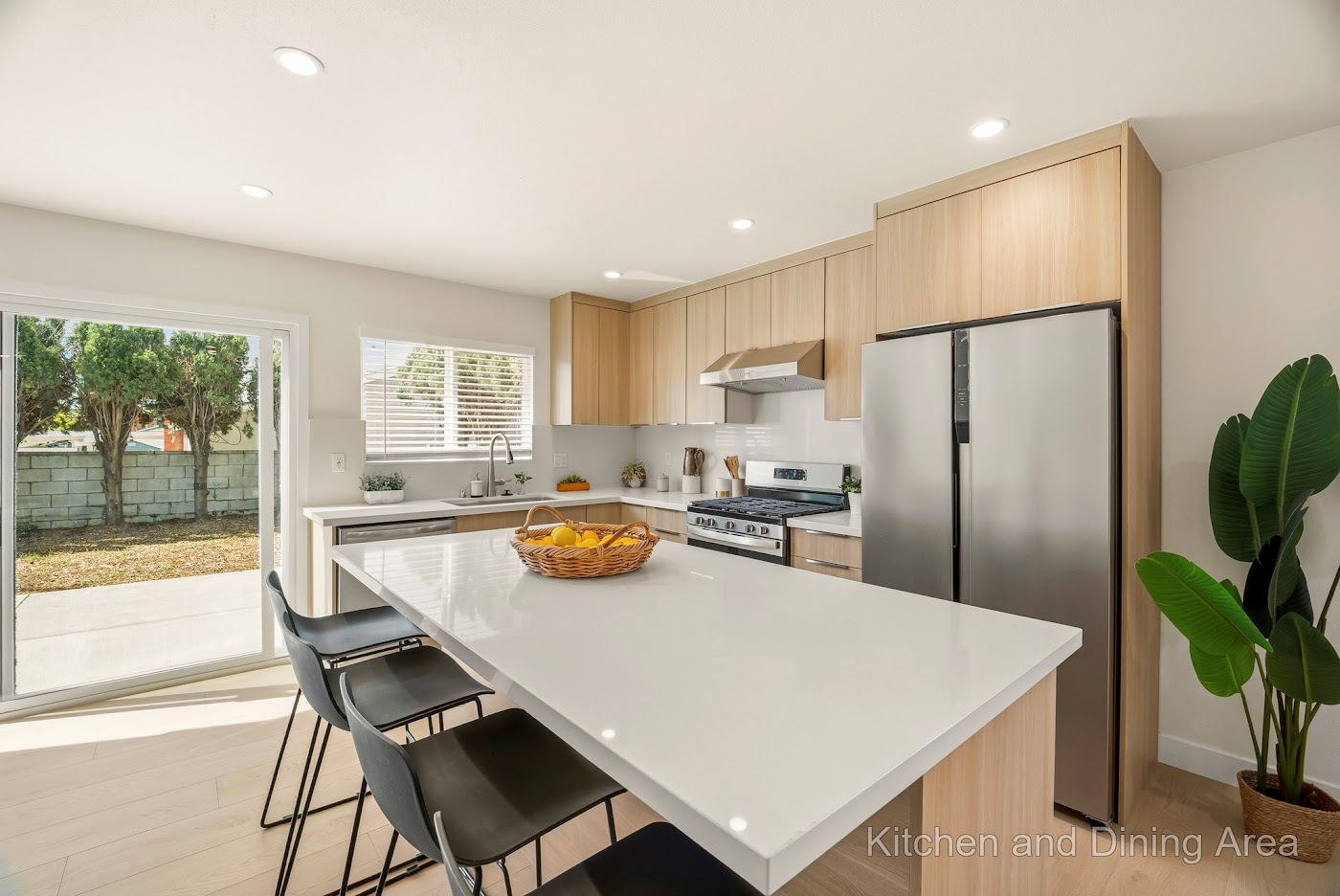 5010 W Maurie