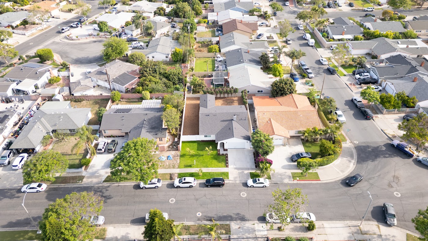5010 W Maurie
