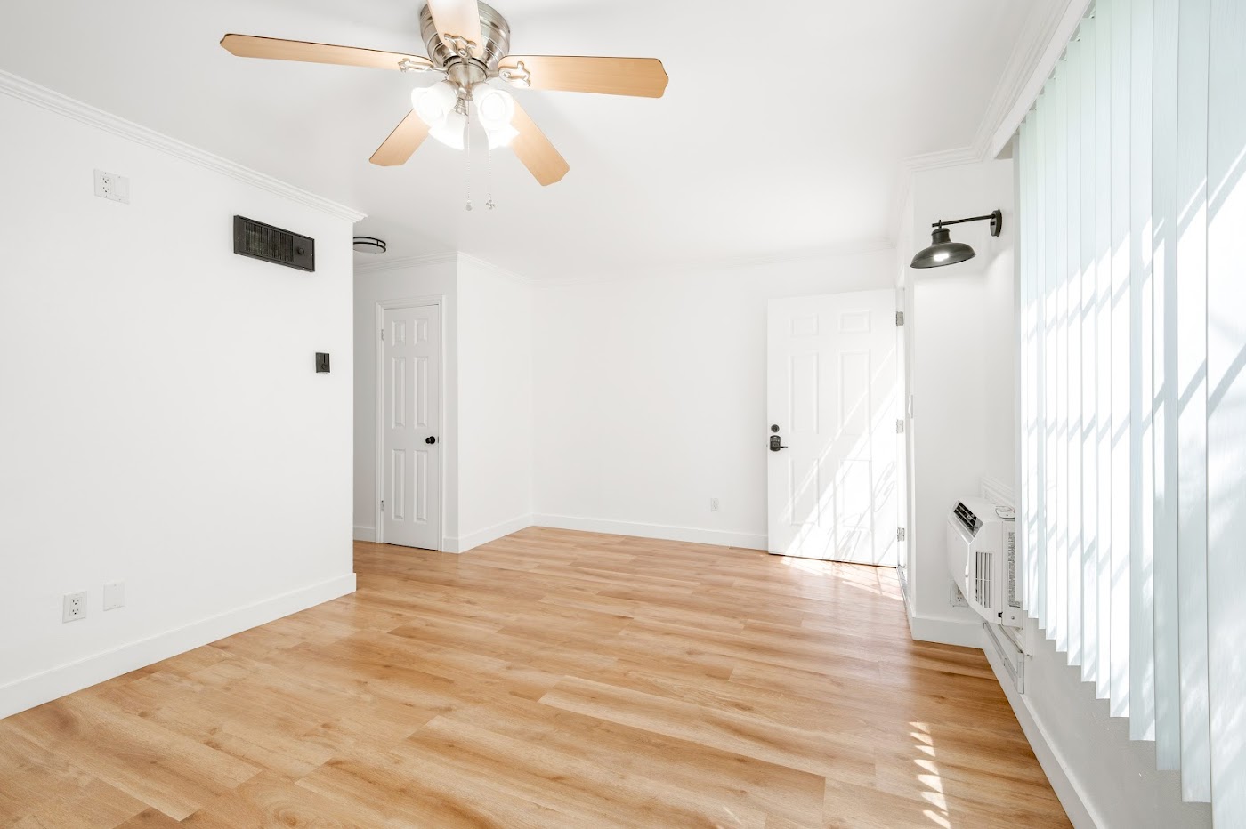 1602 N King