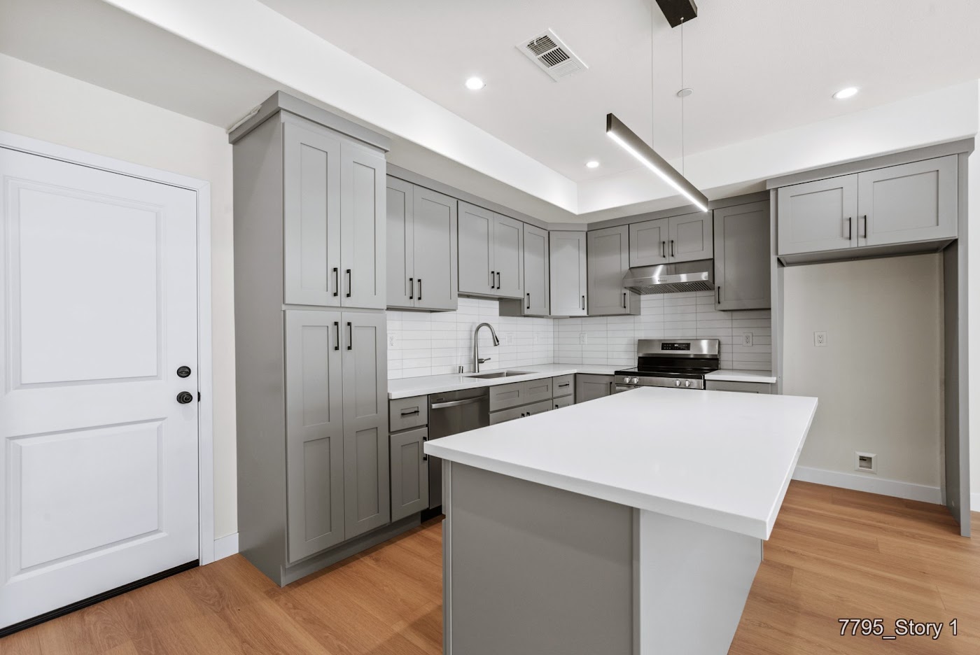 1125 - 7791-7797 _15th_street